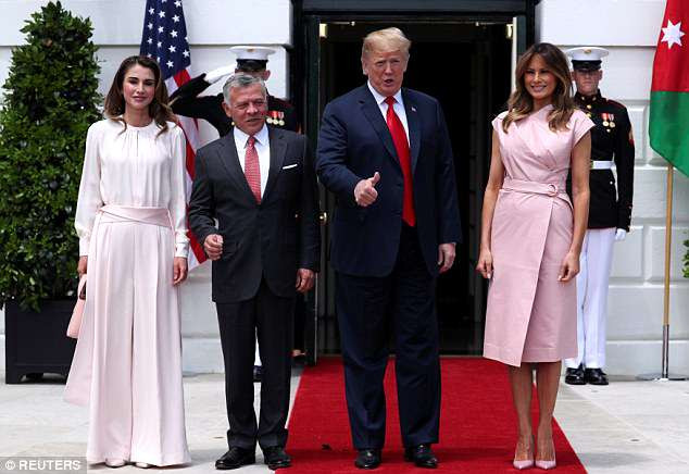 Tổng thống Trump và phu nhân Melania chào đón Quốc vương Jordan Abdullah và Hoàng hậu Rania tại Nhà Trắng hồi tháng 6/2018.