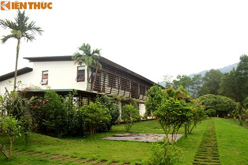 Khong tu xu ly vi pham, biet thu cua ca si My Linh se bi cuong che