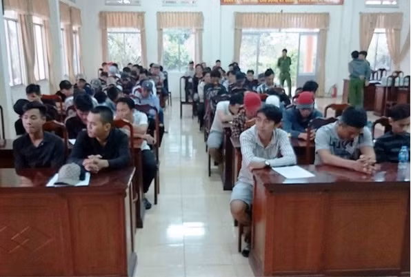 Vi dau “giang ho” TP.HCM xua quan ve Ben Tre hon chien?