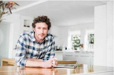  Suy nghĩ: Trước đây, họ chẳng màng bận tâm mọi điều. Sau 30, họ phải lo lắng nhiều hơn tới cuộc sống hạnh phúc của mình. Họ cảm thấy mình đang già đi trông thấy và cũng mệt mỏi hơn.