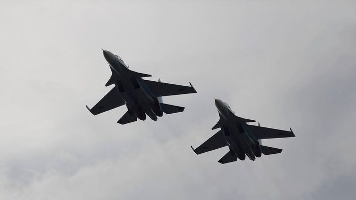 Chuyên gia quân sự Nga Alexander Khrolenko tin rằng không phải ai cũng hài lòng với nền hòa bình được thiết lập ở Nagorno-Karabakh. Đối với một số bên, sự hiện diện của lực lượng gìn giữ hòa bình Nga ở đây là điều rất không mong muốn.