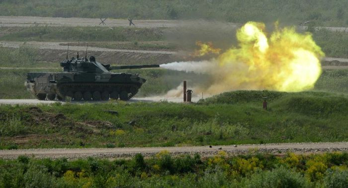 New Delhi cho rằng chưa có gì chứng minh Sprut-SDM1 nổi trội hơn người tiền nhiệm Sprut-SD vốn nổi tiếng có mức độ bảo vệ quá thấp cũng như độ tin cậy kém, khi động cơ tỏ ra rất dễ cháy nổ lúc hoạt động ở cường độ cao.