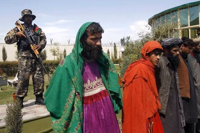 Hang loat phien quan IS gia gai tron sang Iraq