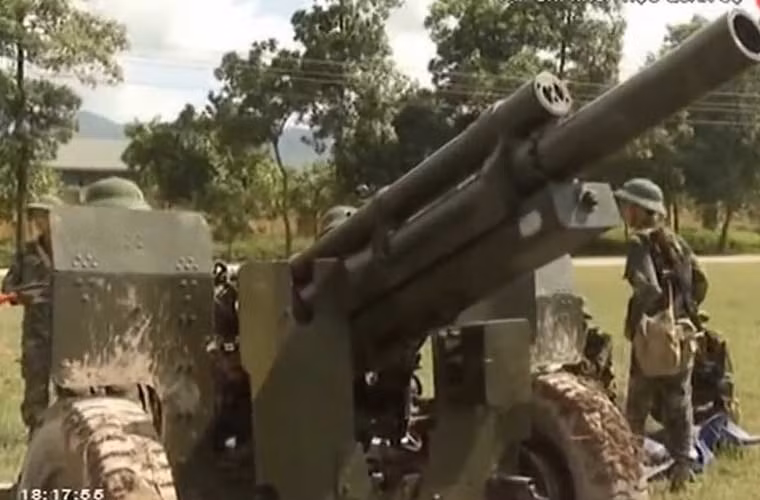 Loại pháo mà ta sử dụng cho tổ hợp pháo tự hành là kiểu M101 do Mỹ chế tạo, hiện có trong biên chế pháo binh Việt Nam số lượng rất lớn.