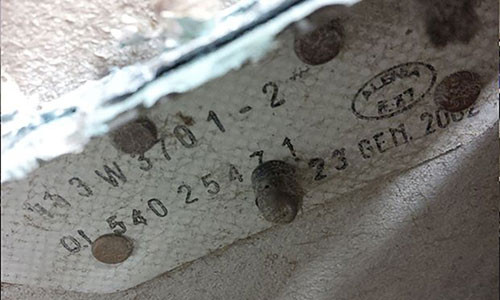 Các số hiệu trên cánh tà đã giúp các nhà điều tra xác thực rằng nó thuộc MH370.