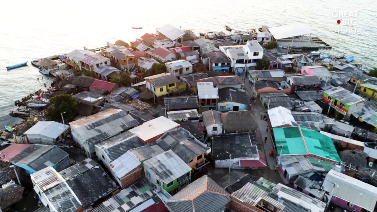 Bật mí cuộc sống ở hòn đảo không có một con muỗi, không nhà cao tầng - Hình 8 Bat mi cuoc song o hon dao khong co mot con muoi, khong nha cao tang-Hinh-8