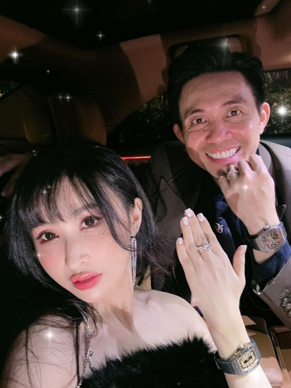 Hiện tại, dù đã là mẹ 2 con nhưng nhìn Mina Phạm, nói đang ở lứa tuổi 20 người ta cũng tin.