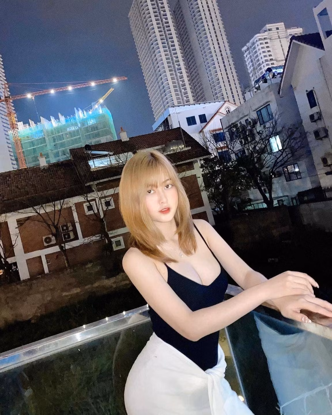 Sở hữu nét đẹp ưa nhìn cùng vóc dáng quyến rũ, Nguyễn Trà My trở thành cái tên thu hút sự chú ý của nhiều người trên mạng xã hội.