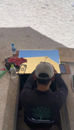 Mới đây, trên mạng xã hội đã chia sẻ lại một clip về anh thợ chụp ảnh tại cổng trời Bali và nhanh chóng nhận về nhiều sự chú ý.