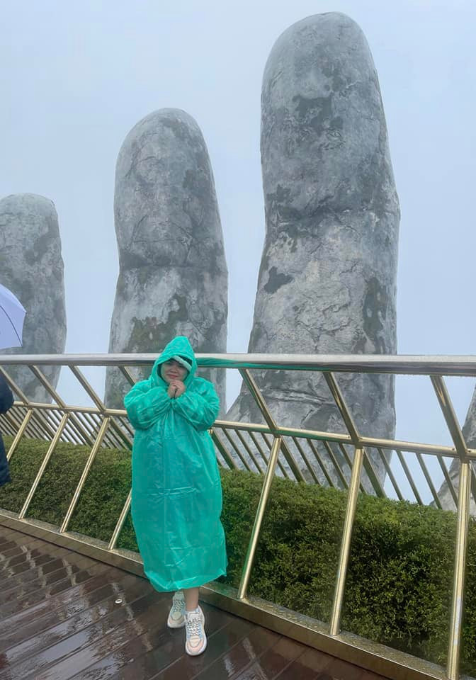Có thể thấy, chuyện đi du lịch nhưng thời tiết không ủng hộ là câu chuyện bình thường và rất hay bắt gặp. Ảnh: Trương Thị Quỳnh Như