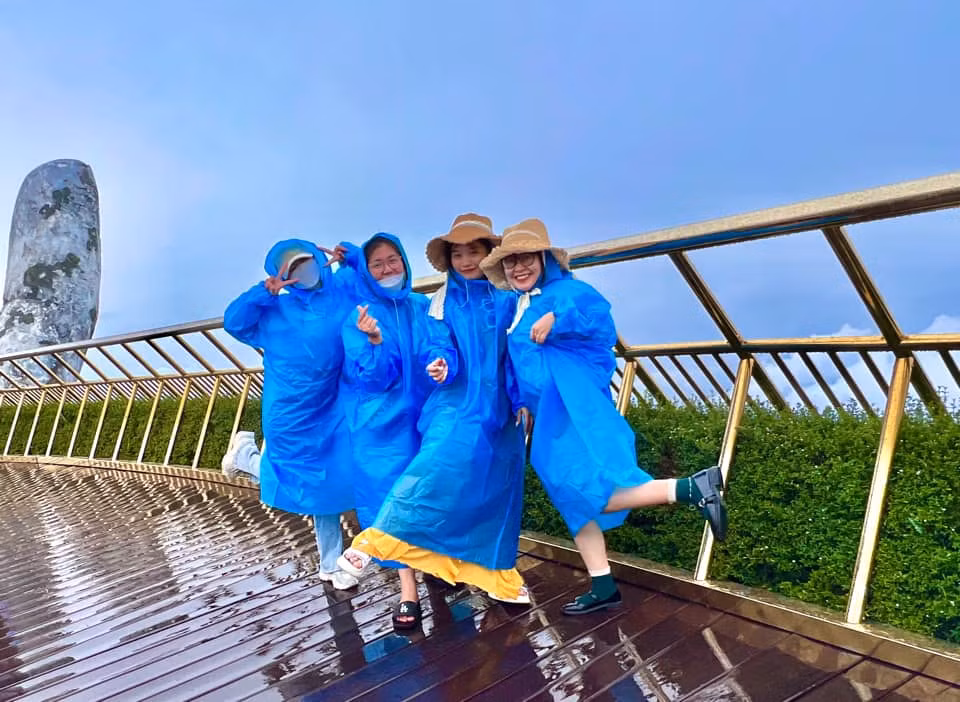 Có thể đây là trải nghiệm không được như mong muốn như ban đầu đặt ra, thế nhưng những người trên đã có những kỉ niệm thật đẹp và đáng nhớ. Ảnh: Huyền Sandy