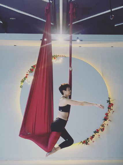 Không chỉ ngưỡng mộ ngoại hình xinh đẹp của Hải My, cư dân mạng còn được một phen trầm trồ với nhan sắc của mẹ cô nàng.