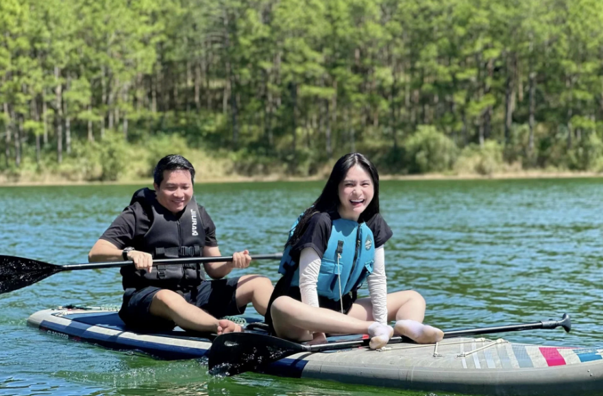 Ngoài căn nhà ở TP HCM, Đoàn Di Băng và ông xã Quốc Vũ có nhiều bất động sản ở những tỉnh thành khác.