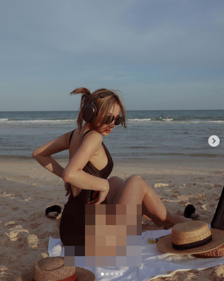 Ngoài tỉ lệ người cân đối, Kiều Ly còn rất chú trọng đến chế độ dinh dưỡng và tập luyện. Bởi vậy dù đã chuẩn bị bước sang tuổi 30, cô vẫn giữ được vóc dáng săn chắc, khoẻ khoắn và cuốn hút.