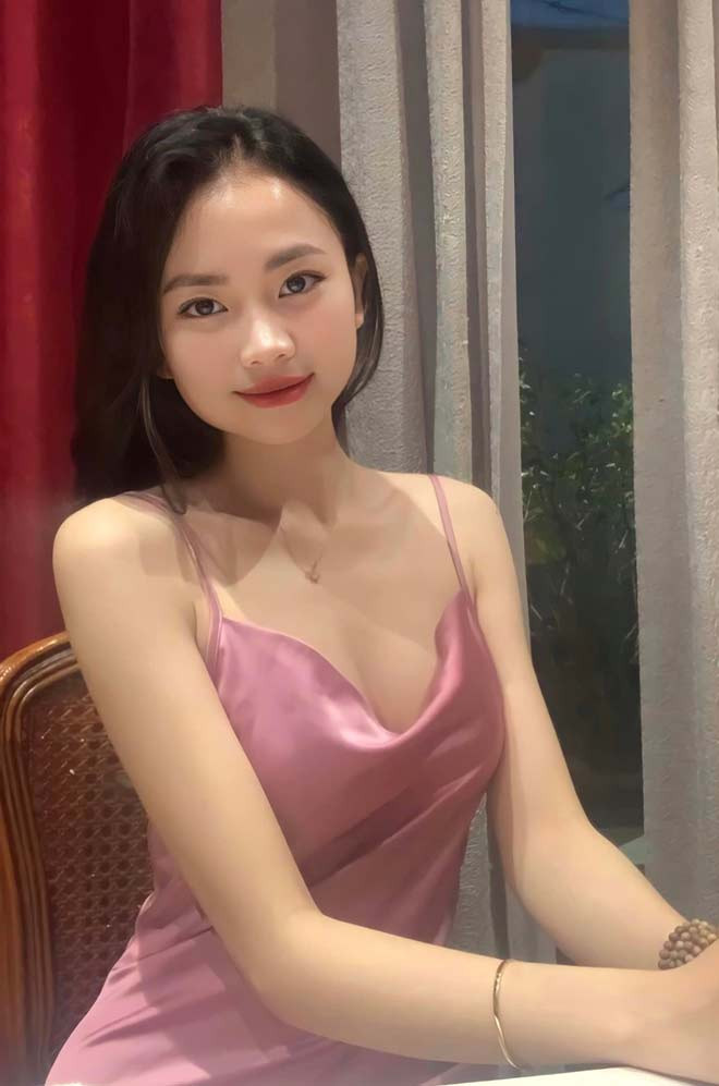 Hiện tại, cô đang là giáo viên dạy Văn của một trung tâm giáo dục tại Nghệ An.