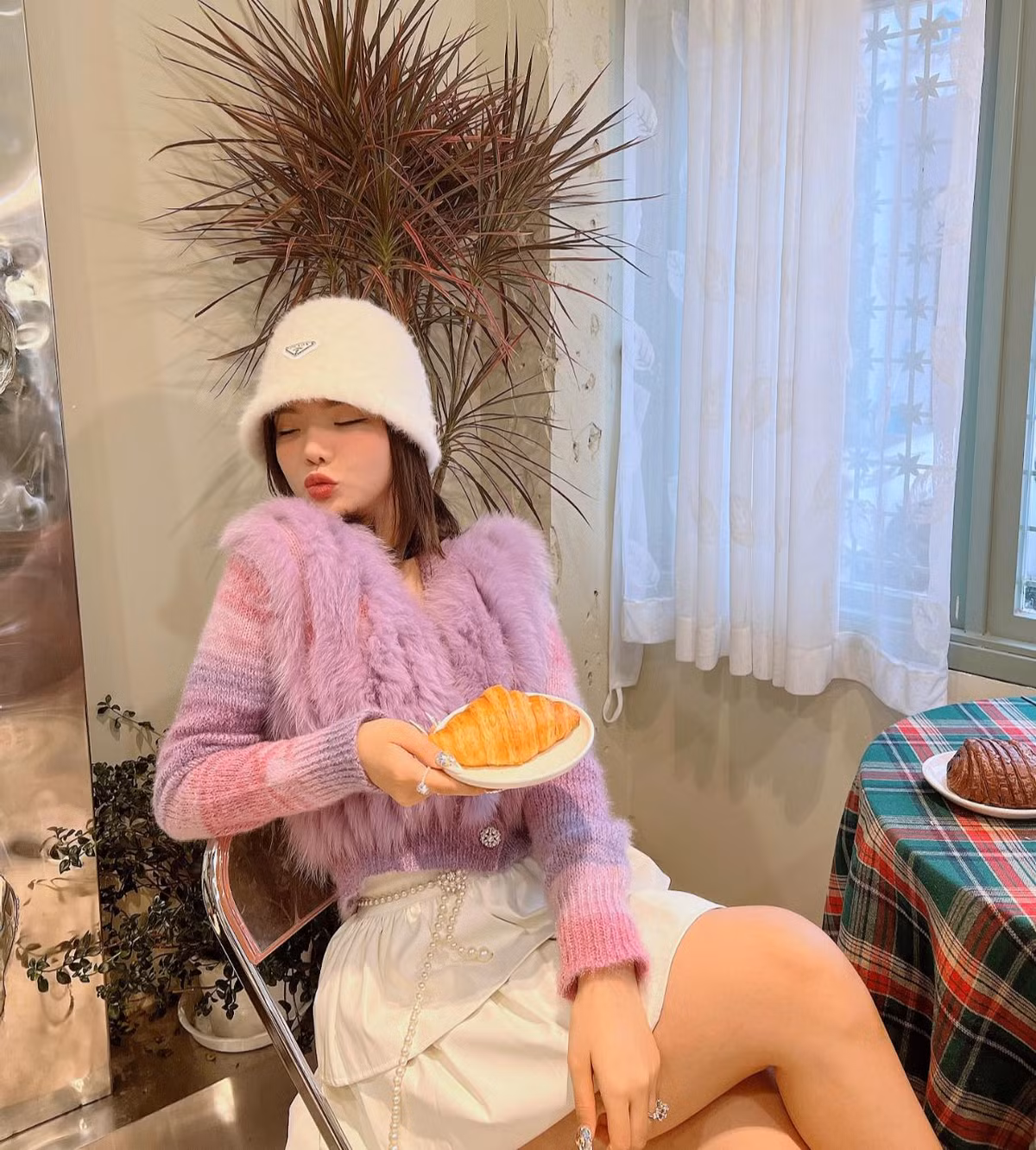 Sau khi về chung một nhà Thủy Tiên và chồng tập trung hơn vào công việc kinh doanh.