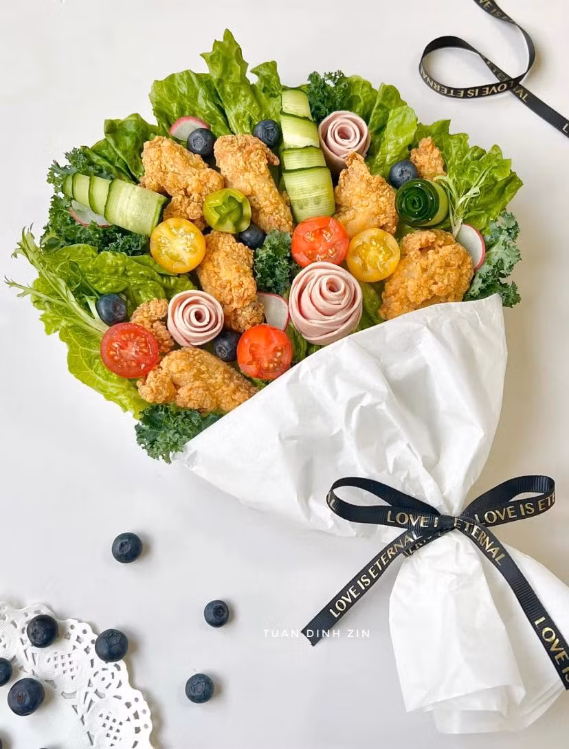 Không chỉ đẹp mắt, những bó hoa này còn được nhiều người yêu thích bởi tính tiện dụng khi có thể ăn được, thậm chí tiêu được. Ảnh: Tuan Dinh Zin