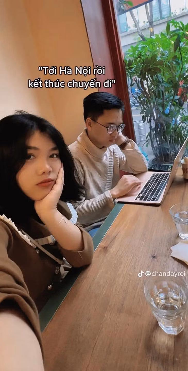 Bộ ảnh du lịch Tà Xùa theo cách độc lạ này sau khi chia sẻ lên MXH đã thu hút nhiều sự quan tâm, hầu hết các bạn trẻ đều đồng cảm và thấy bản thân mình trong đó. Ảnh: Trang Trang