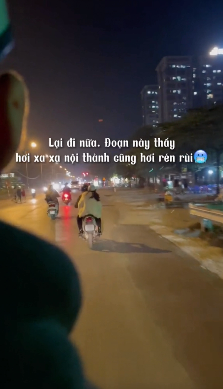 Trào lưu mạng xã hội này được cho là bắt nguồn từ clip quảng cáo của các shop, quán xá trên TikTok để thu hút khách hàng đến với cửa hàng của mình.