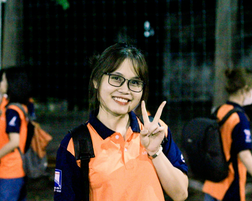 Đến với vùng đất Quảng Nam, cô gái Nguyễn Phạm Hồng Ngọc cũng bỏ lại sau lưng những công việc dang dở để theo đuổi giấc mơ khoác lên mình màu áo bộ đội cụ Hồ. Ảnh: Tổng hợp