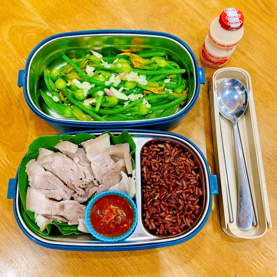 Mỗi hộp cơm gái đảm luôn ưu tiên về sự đa dạng của món ăn và nguyên liệu nấu ăn hơn.