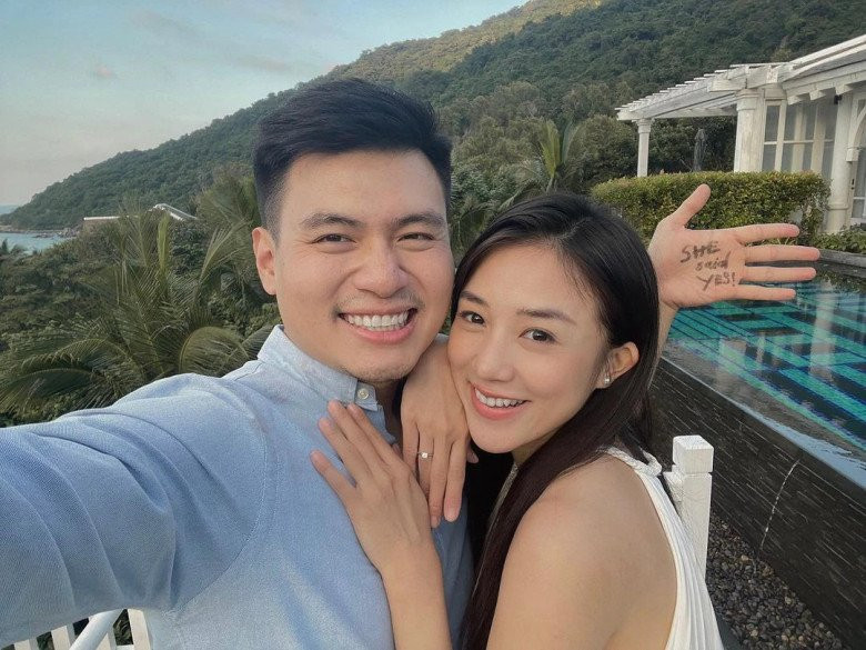 Trở thành con dâu tập đoàn may mặc, hot girl Salim càng nhận nhiều sự quan tâm hơn từ người hâm mộ.