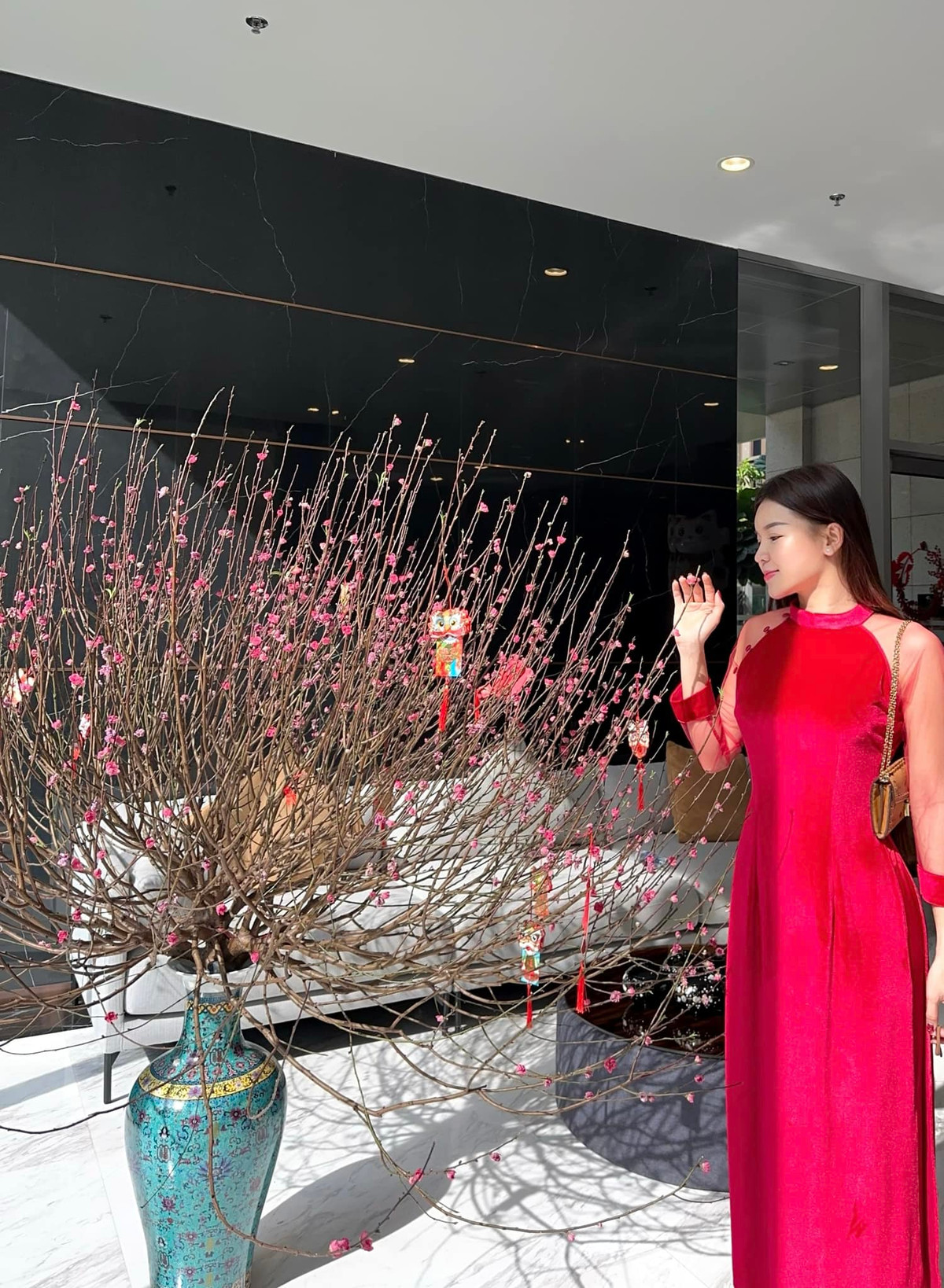 Yến Xuân là một huấn luyện viên gym nên không ngạc nhiên khi cô nàng sở hữu vóc dáng đẹp như vậy.