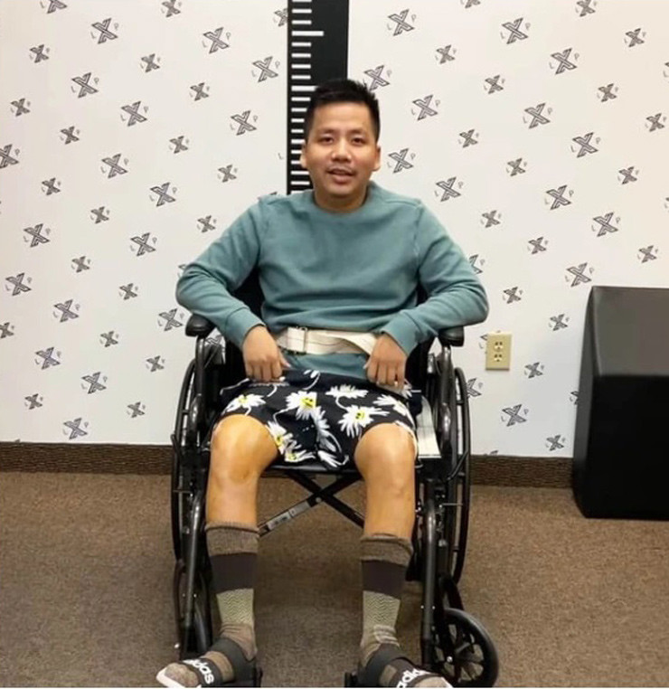 Khoa Pug cho hay mở nhà hàng này không phải vì lợi nhuận. Anh muốn những người Việt đang sinh sống tại Mỹ sẽ có một nơi nghỉ ngơi, giao lưu.