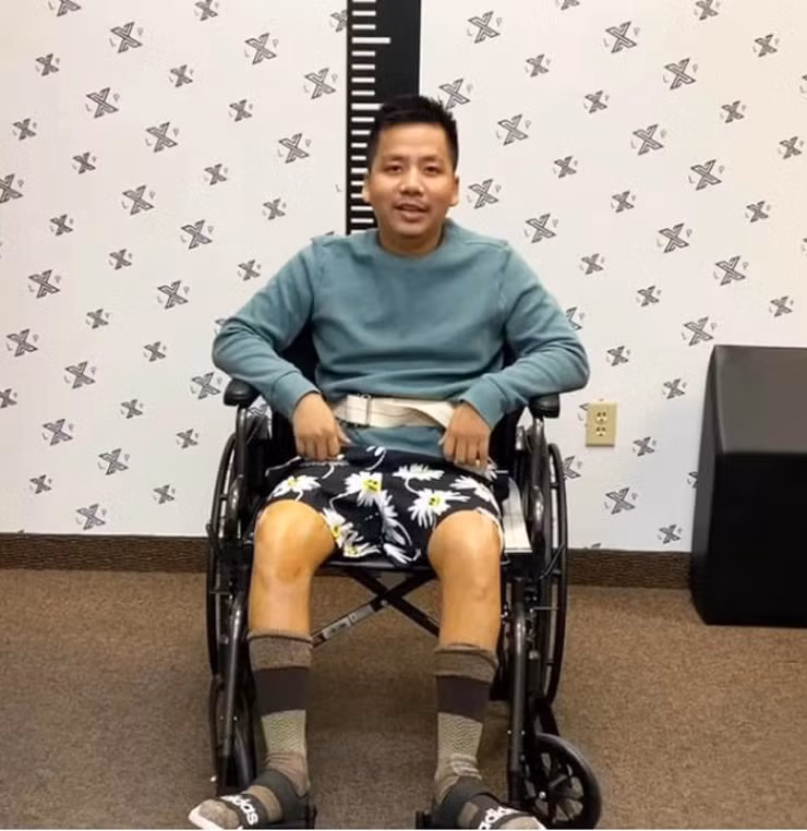 Khoa Pug cho hay mở nhà hàng này không phải vì lợi nhuận. Anh muốn những người Việt đang sinh sống tại Mỹ sẽ có một nơi nghỉ ngơi, giao lưu.