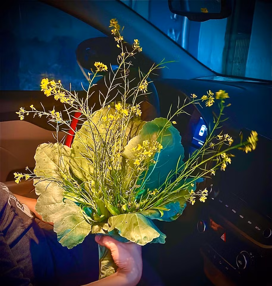 Việc tìm kiếm món quà ngày Lễ tình nhân cho người yêu của bạn rất khó khăn. Vì thế bó hoa bằng thức ăn này là một sự sáng tạo tuyệt vời trong dịp Lễ tình nhân Valentine. Ảnh: Tổng hợp