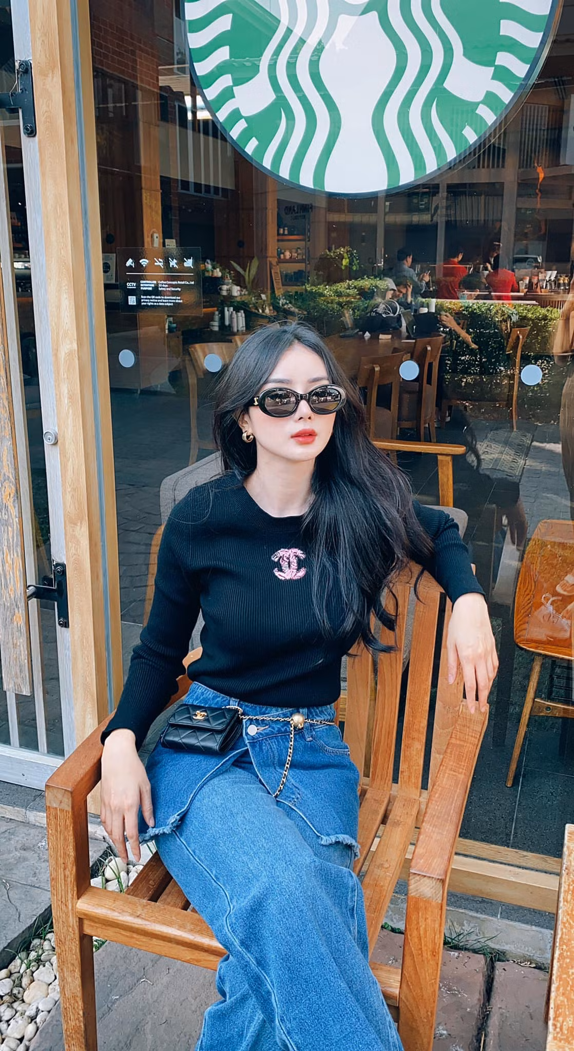 Hiện tượng quê An Giang ngày càng xinh đẹp, trưởng thành, an nhàn, sống không phải lo nghĩ về tiền. Ảnh: FBNV