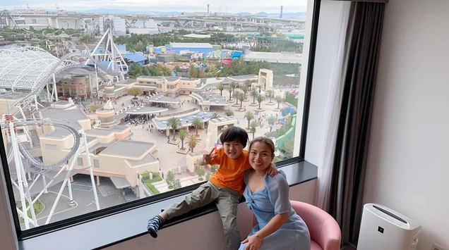 Được biết, kênh Youtube của Quỳnh Trần JP sở hữu hơn 4 triệu người theo dõi. Trước đó, theo trang Social Blade, ước tính thu nhập của bà mẹ trẻ là từ 3.3 tỷ - 53.3 tỷ đồng/năm (chưa tính thuế). Ảnh: Tổng hợp