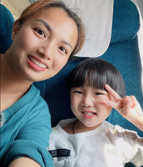 Ít ai biết được rằng để đạt được nhiều thành công như ngày hôm nay thì cô đã trải qua một cuộc sống cơ cực.