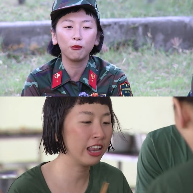 Vừa qua khi tham gia Sao Nhập Ngũ, Trang Hý nhận về nhiều bình luận không hay khi trang điểm quá đậm, đánh má hồng, tô son đỏ mà những điều đó không phù hợp vì đang ở môi trường quân đội.