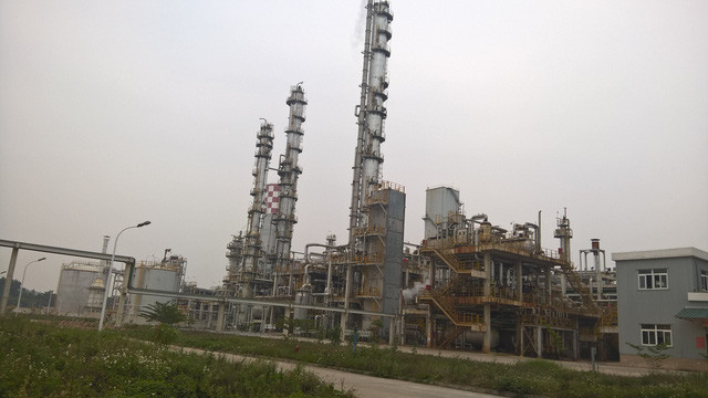 Đạm Hà Bắc “ôm nợ” 9.334 tỷ, chứng khoán DHB “đóng băng” giao dịch - Hình 2 Dam Ha Bac “om no” 9.334 ty, chung khoan DHB “dong bang” giao dich-Hinh-2