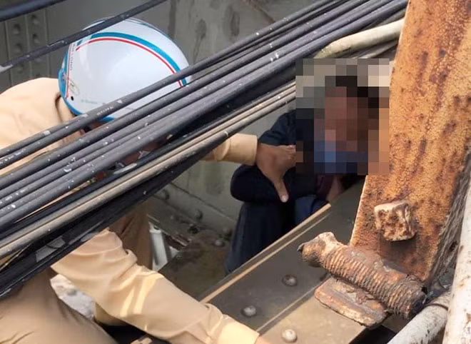 Nhung vu nhay cau khien du luan thot tim nhung nguyen nhan moi lam cho nguoi ta 