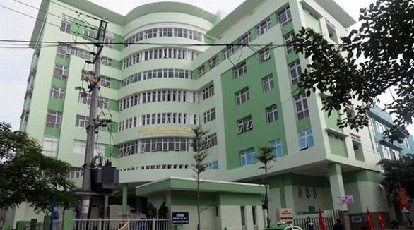  Bỏ cách ly về nhà vì hiểu nhầm thời gian quy định cách ly: Sáng 19/3, nhóm người nhà của bệnh nhân 35 (tức diện F1 có tiếp xúc gần với người bệnh) đang được cách ly tại Bệnh viện đa khoa quận Hải Châu đã bỏ về nhà nằm trên Hoàng Diệu (phường Bình Thuận, quận Hải Châu, TP Đà Nẵng). (Ảnh: Bệnh viện đa khoa quận Hải Châu, Đà Nẵng)