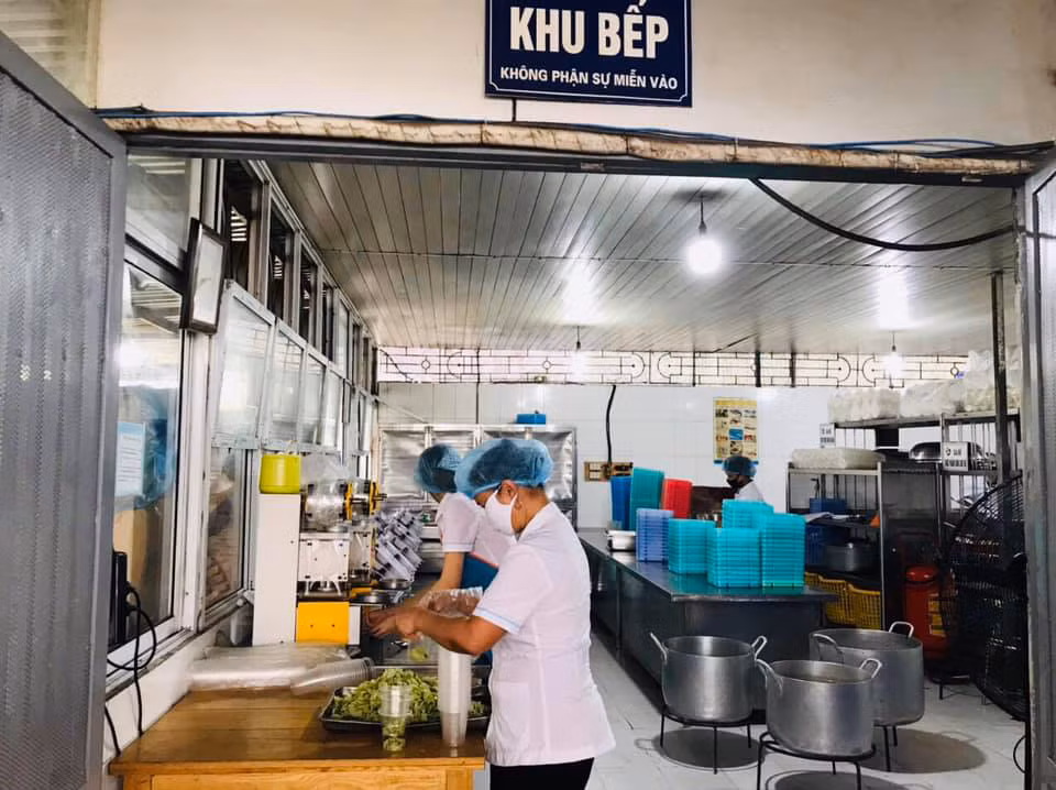 Ong Nguyen Quoc Trieu noi gi ve tin don la 