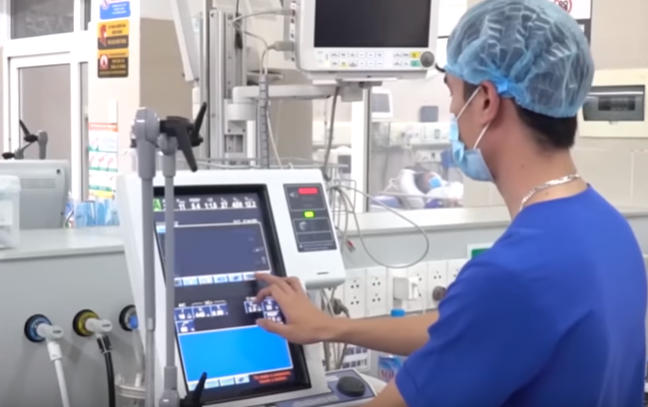 Cong tac cap cuu benh nhan tai benh vien Bach Mai dang gap kho khan