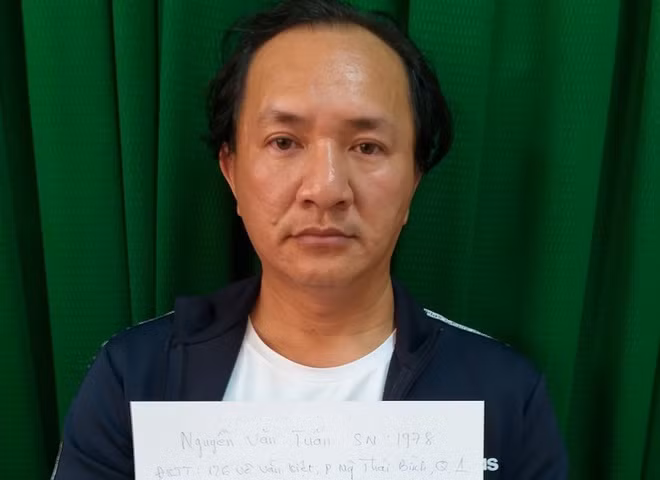 Bat coc 4 nguoi, Tuan 'Hero' va 7 dong pham bi tam giam