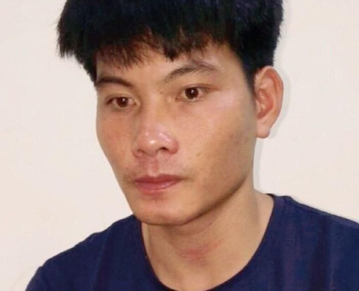 Tin nong 22/7: Khong rut duoc tien, thanh nien dap pha 2 may ATM-Hinh-2