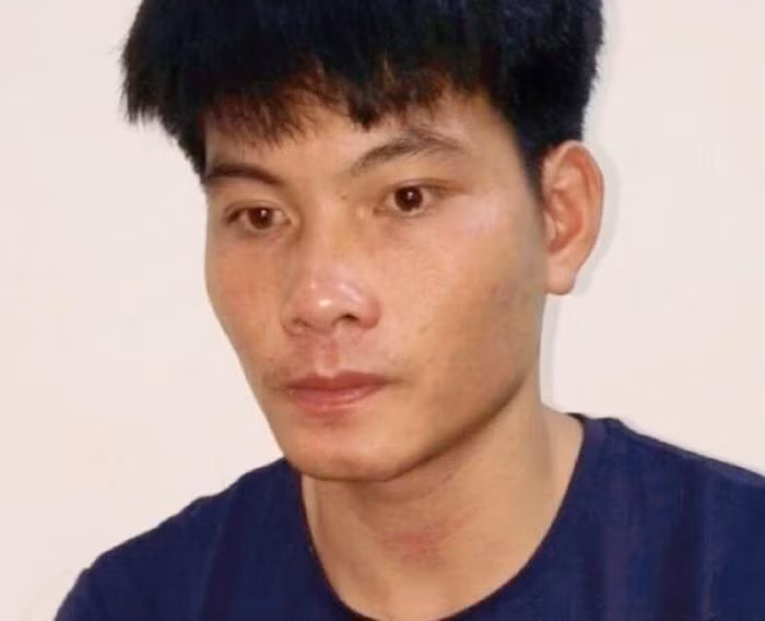 Tin nong 22/7: Khong rut duoc tien, thanh nien dap pha 2 may ATM-Hinh-2