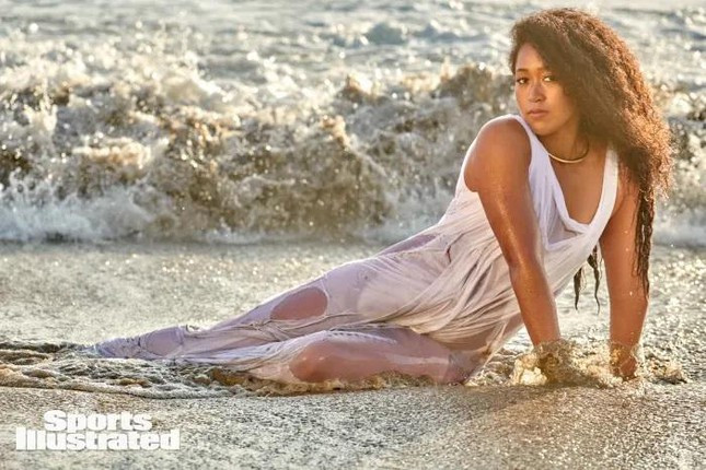 Trong một video phỏng vấn, Naomi cho biết, cảm giác như một giấc mơ khi được xuất hiện trên trang bìa SI Swimsuit 2021. "Tôi tự hào là một phụ nữ đại diện cho cả Haiti và Nhật Bản. Tôi cảm thấy như nền tảng đa văn hóa đó hiện diện trong tất cả những việc tôi làm. Tôi cố gắng kết hợp điều đó vào mọi thứ, vì vậy hy vọng mọi người sẽ thấy điều đó", người đẹp trải lòng.