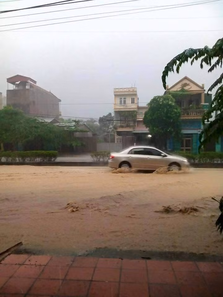 Thong tin moi nhat ve mua lu o Quang Ninh-Hinh-3