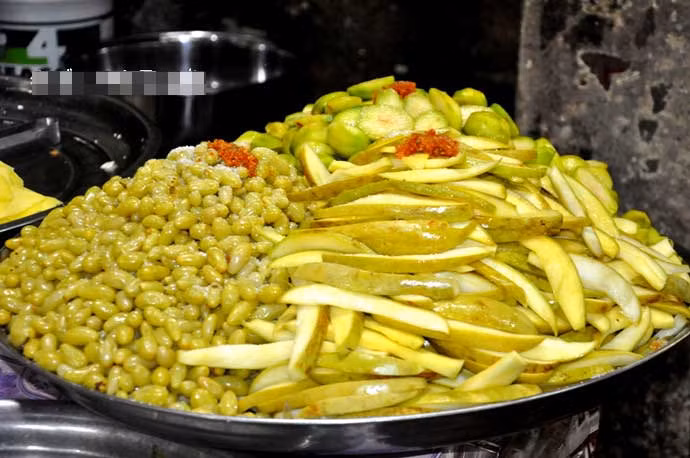 Bạn sẽ phát thèm khi nhìn thấy mâm hoa quả dầm này. Ảnh Sina