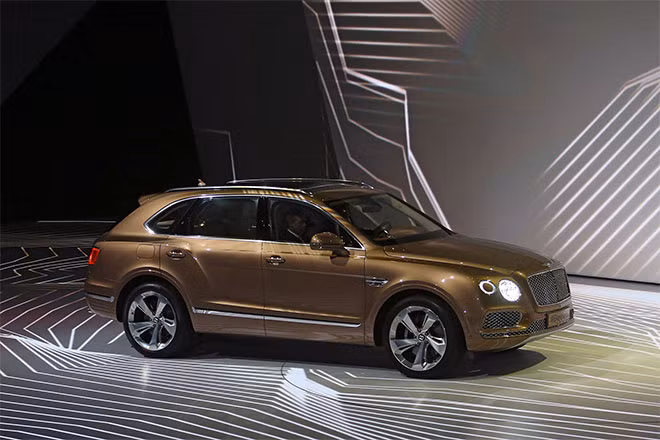 Mẫu SUV đầu tiên của thương hiệu xe siêu sang Bentley, Bentayga.