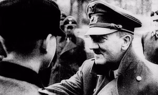 Sự thật ít biết về cuộc đời trùm phát xít Hitler - Hình 18 Su that it biet ve cuoc doi trum phat xit Hitler-Hinh-18