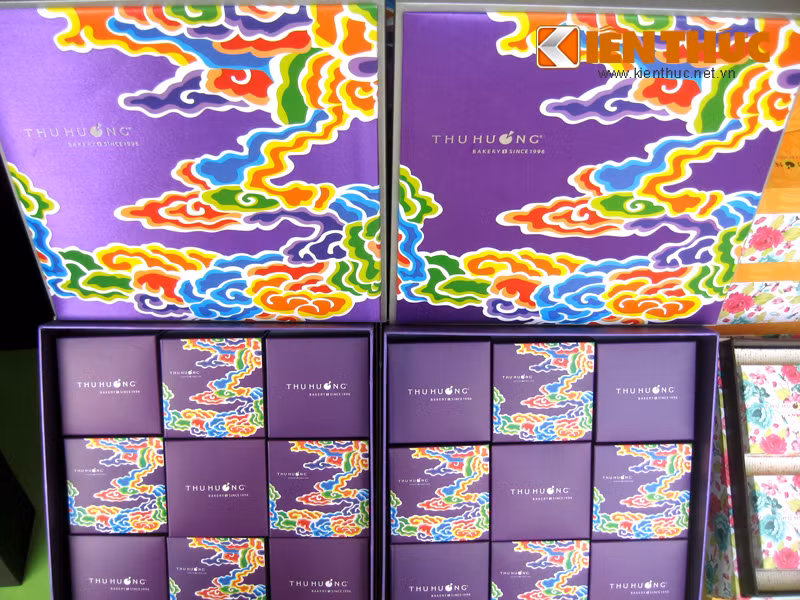 Banh trung thu dep mat gia ''hat re'' sot hang o Ha Noi