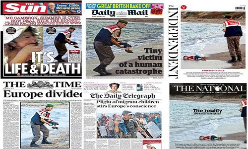 Báo chí Anh ngày 3/9 đã đồng loạt đăng lên trang nhất tấm hình gây chấn động cả thế giới, với cảnh thi thể cậu bé nhập cư 3 tuổi người tị nạn Syria trôi dạt vào bãi biển ở Thổ Nhĩ Kỳ khi gia đình em tìm đường vượt biển sang châu Âu tìm một cuộc sống tốt đẹp hơn (Nguồn: Independent)