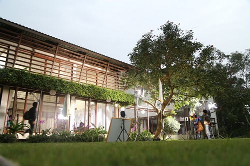 Tuy nhiên, sau khi gia đình ca sĩ Mỹ Linh trình báo về vụ mất cắp, rất nhanh sau đó hai đối tượng đột nhập biệt thự, lấy cắp tài sản đã bị bắt.